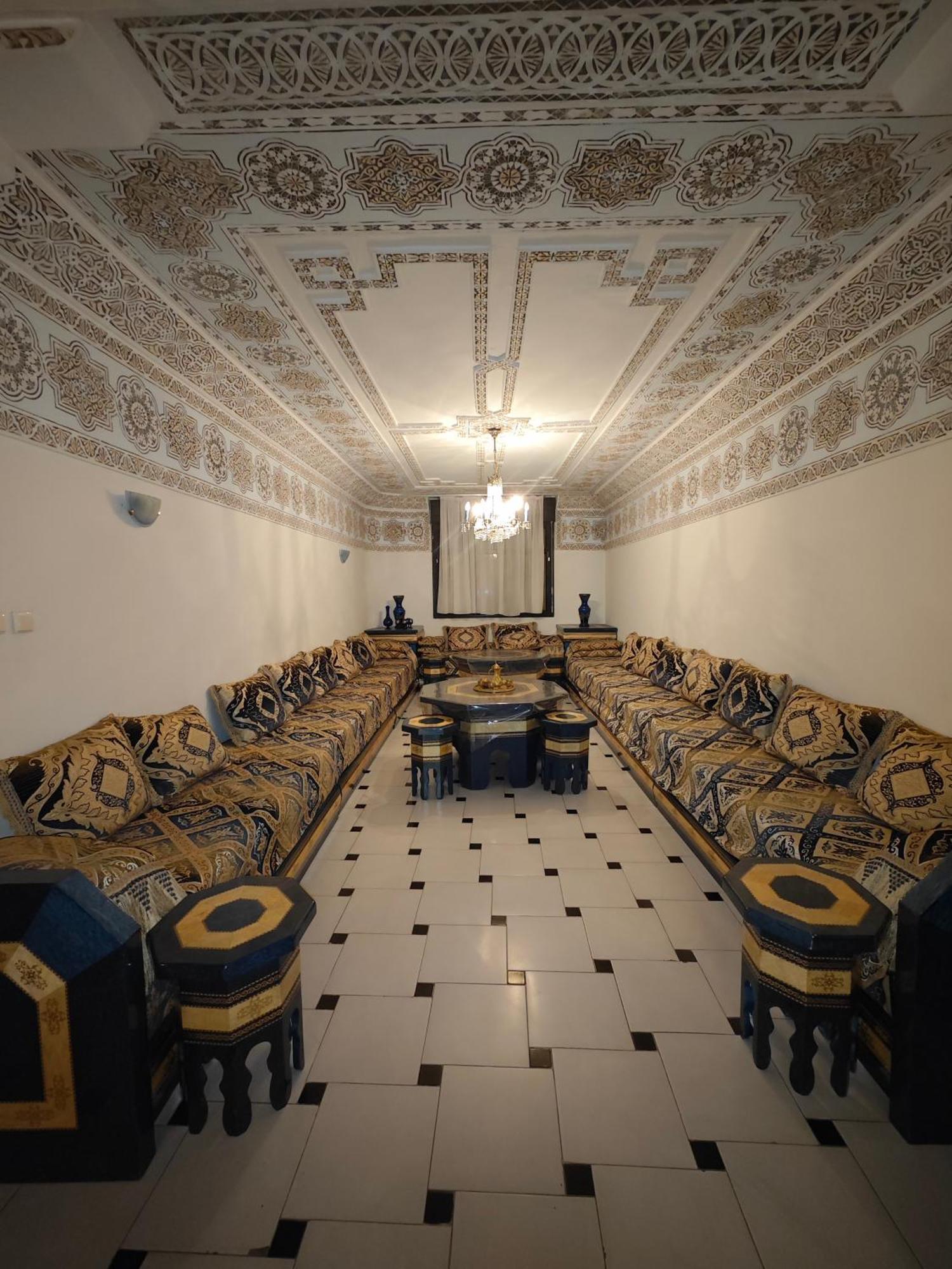 Spacieux Au Centre-ville De Appartement